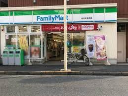 ファミリーマート 和光白子四丁目店の画像