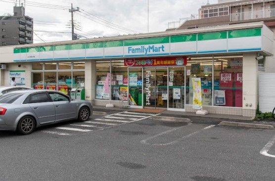 ファミリーマート 八王子堀之内店の画像