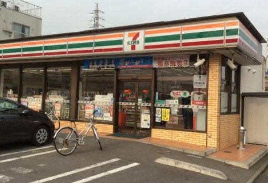 セブンイレブン 八王子堀之内店の画像