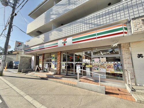 セブンイレブン 阪急大山崎駅前店の画像