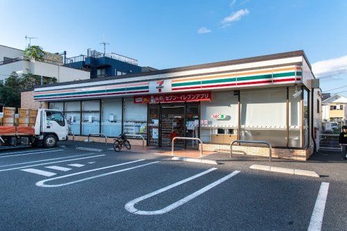 セブンイレブン 南葛西小学校前店の画像