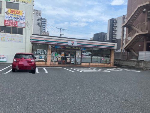 セブンイレブン 八幡熊手2丁目店の画像