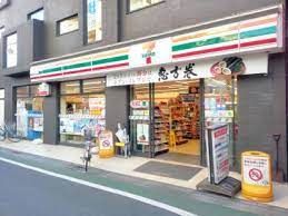 セブンイレブン 練馬富士見台駅南店の画像