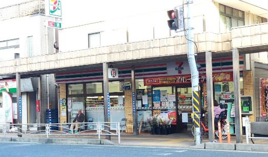 セブンイレブン 横須賀追浜町店の画像