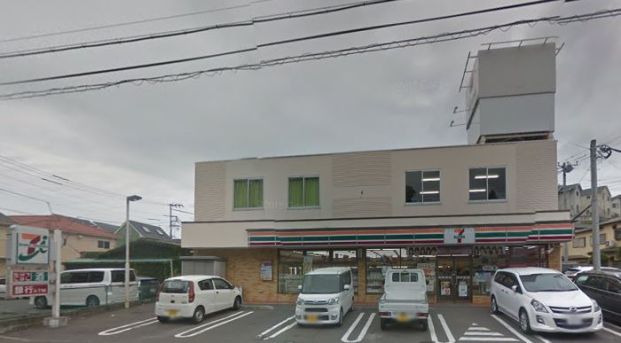 セブンイレブン 横須賀三春町5丁目店の画像