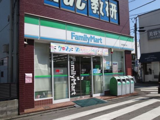 ファミリーマート M・Y堀ノ内駅前店の画像