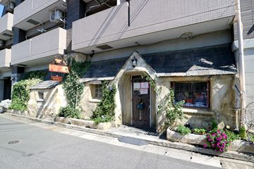 シェ・タニ 新東京店の画像