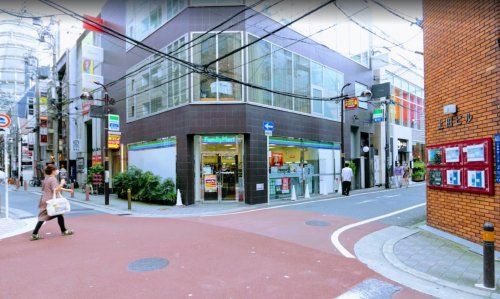 ファミリーマート 鰻谷店の画像