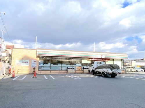 セブンイレブン 堺中百舌鳥団地前店の画像