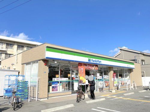 ファミリーマート 和泉王子町一丁目店の画像