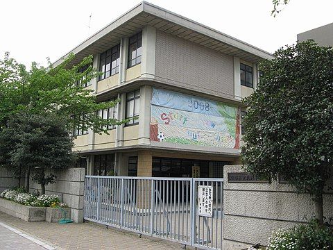 京都市立北野中学校の画像