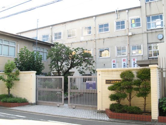 京都市立嘉楽中学校の画像