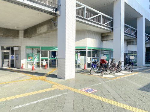 りそな銀行 泉大津支店の画像