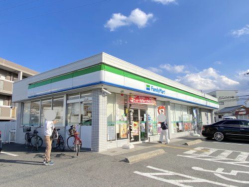 ファミリーマート 堺土師店の画像