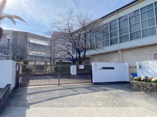 堺市立原山台中学校の画像