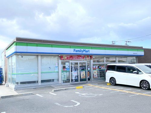 ファミリーマート 岸和田三田町店の画像