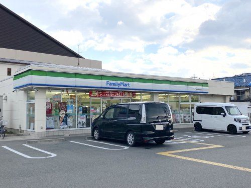 ファミリーマート 泉大津宮町店の画像