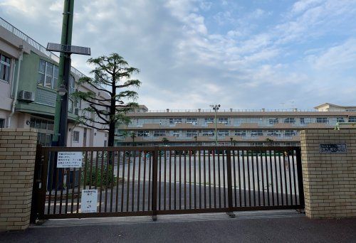 市川市立宮久保小学校の画像