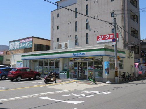 ファミリーマート 赤川三丁目店の画像