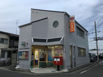 八尾木の本郵便局の画像