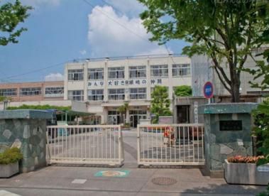 草加市立瀬崎小学校の画像