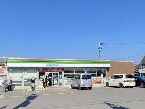 ファミリーマート 岸和田野田町二丁目店の画像