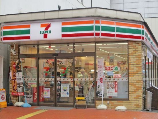 セブンイレブン大阪南船場4丁目店の画像