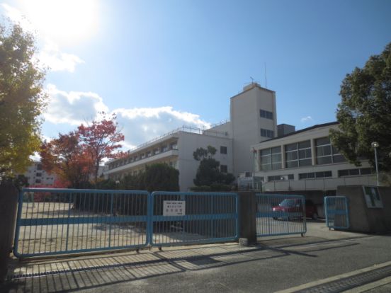 豊川南小学校の画像