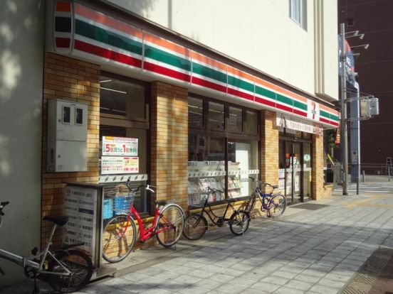 セブンイレブン大阪土佐堀ダイビル店の画像