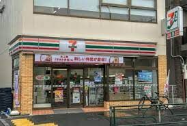 セブンイレブン 北新宿1丁目大久保通り店の画像