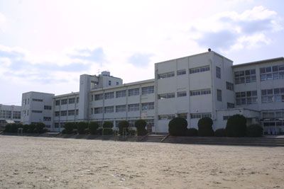 遠賀町立遠賀中学校の画像