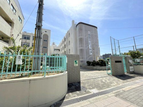 大阪市立西中学校の画像