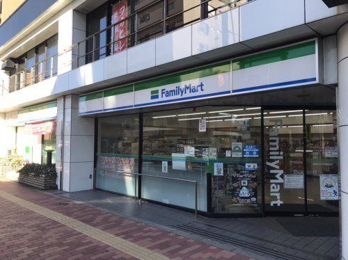 ファミリーマート江戸川中央店の画像