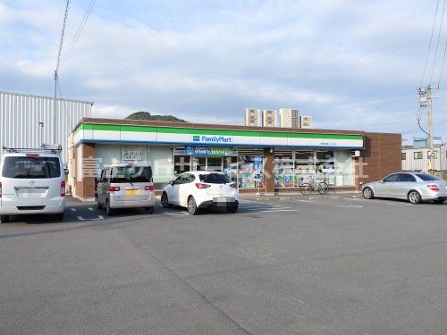 ファミリーマート 藤枝藪田西インター店の画像