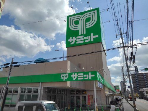 サミットストア 川口青木店の画像