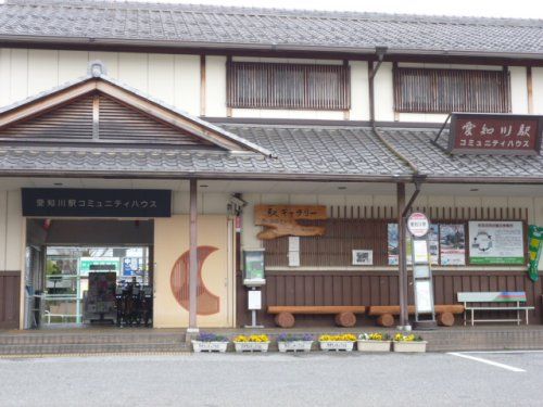 愛知川駅の画像