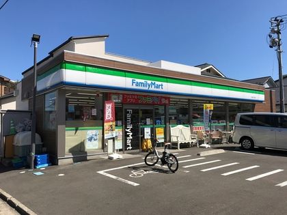 ファミリーマート　上杉四丁目店の画像