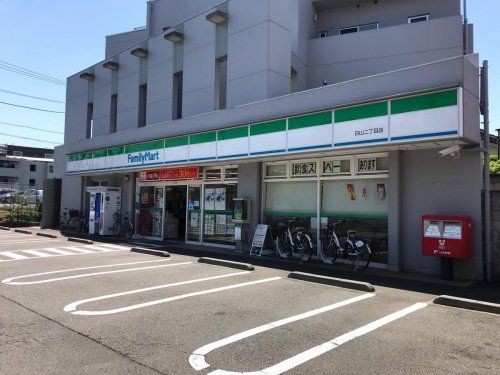 ファミリーマート 白山二丁目店の画像