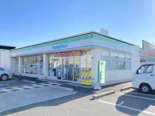 ファミリーマート 岸和田荒木町二丁目店の画像