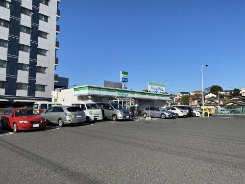 ファミリーマート 千葉幸町二丁目店の画像