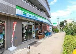 ファミリーマート 弦巻一丁目店の画像