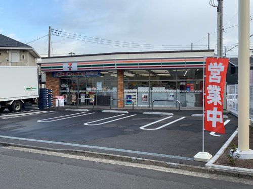 セブンイレブン 横浜弘明寺町南店の画像