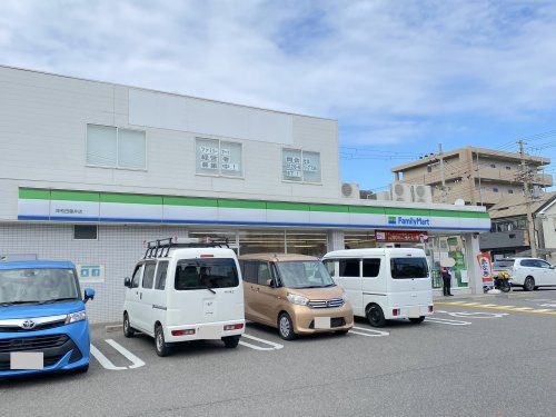 ファミリーマート 岸和田南町店の画像