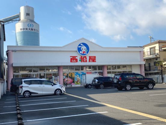 西松屋 西成津守店の画像