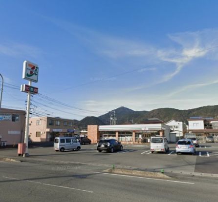 セブンイレブン 熊本城山下代町店の画像