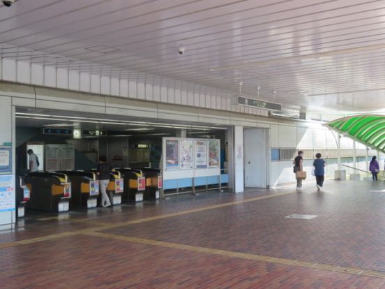 大阪メトロニュートラム南港ポートタウン線「ポートタウン東」駅の画像