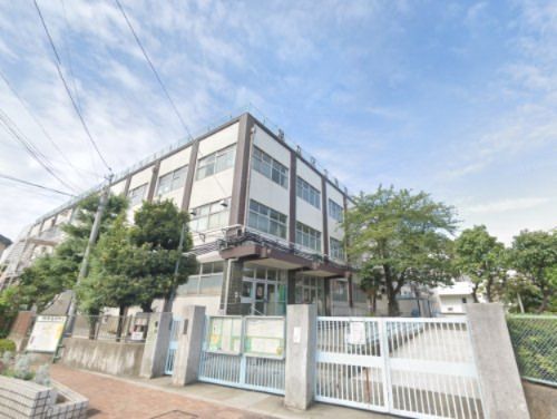 足立区立亀田小学校の画像