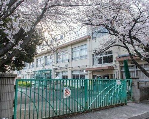 豊島区立西巣鴨小学校の画像