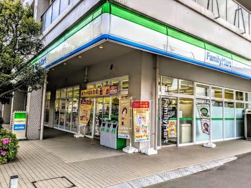 ファミリーマート　八乙女中央店の画像