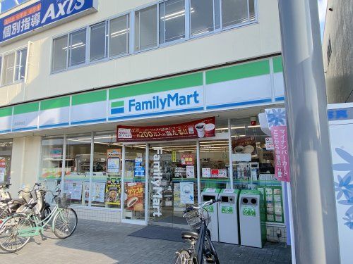 ファミリーマート 熊取駅前店の画像